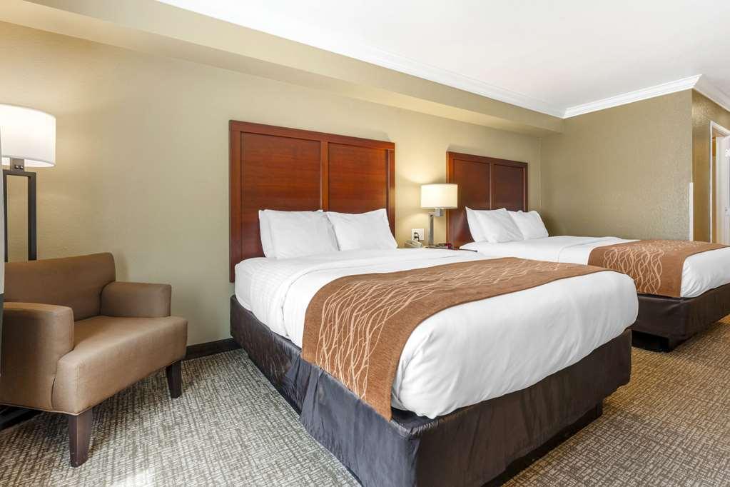Comfort Inn Арката Номер фото