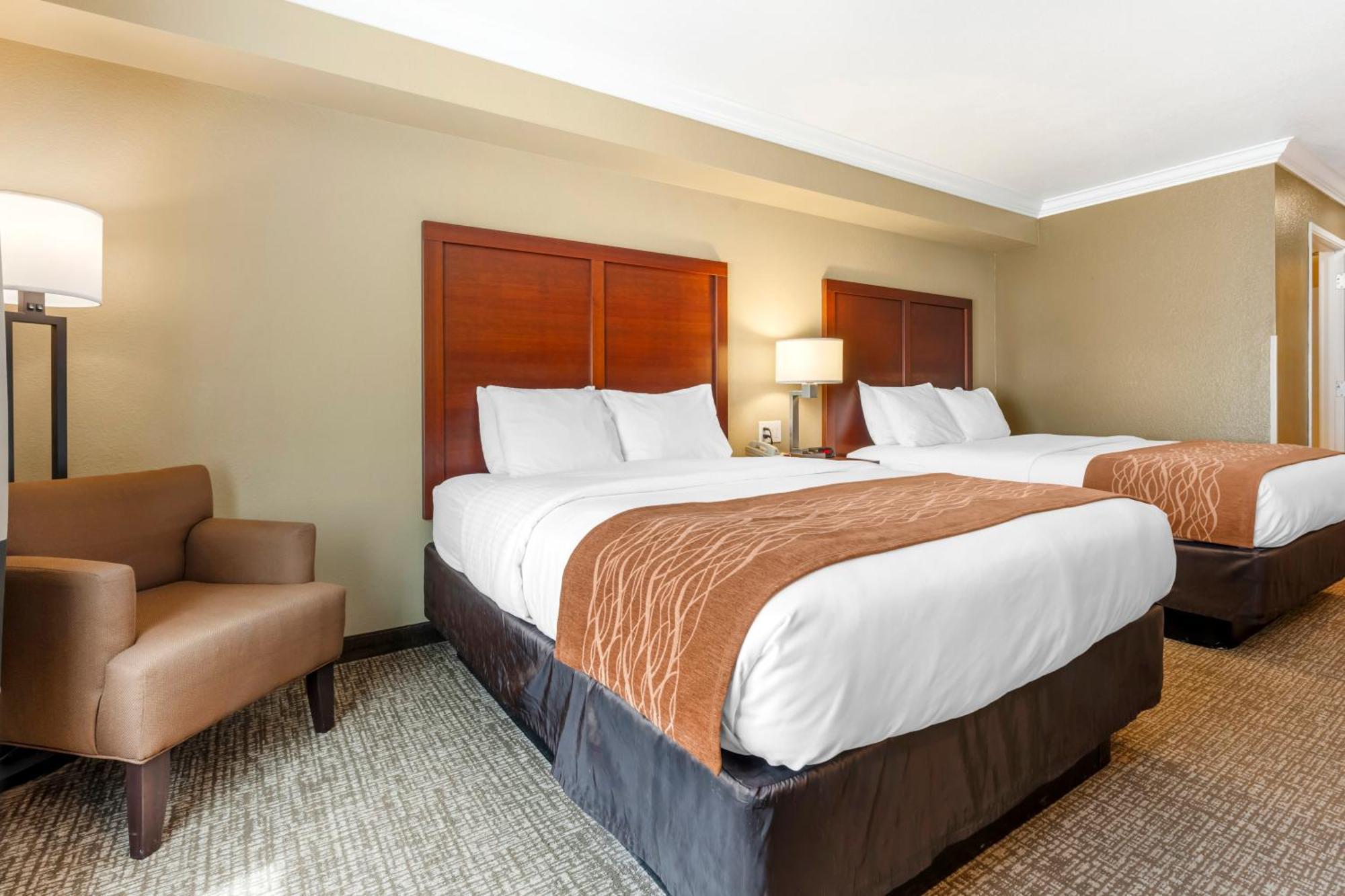 Comfort Inn Арката Экстерьер фото