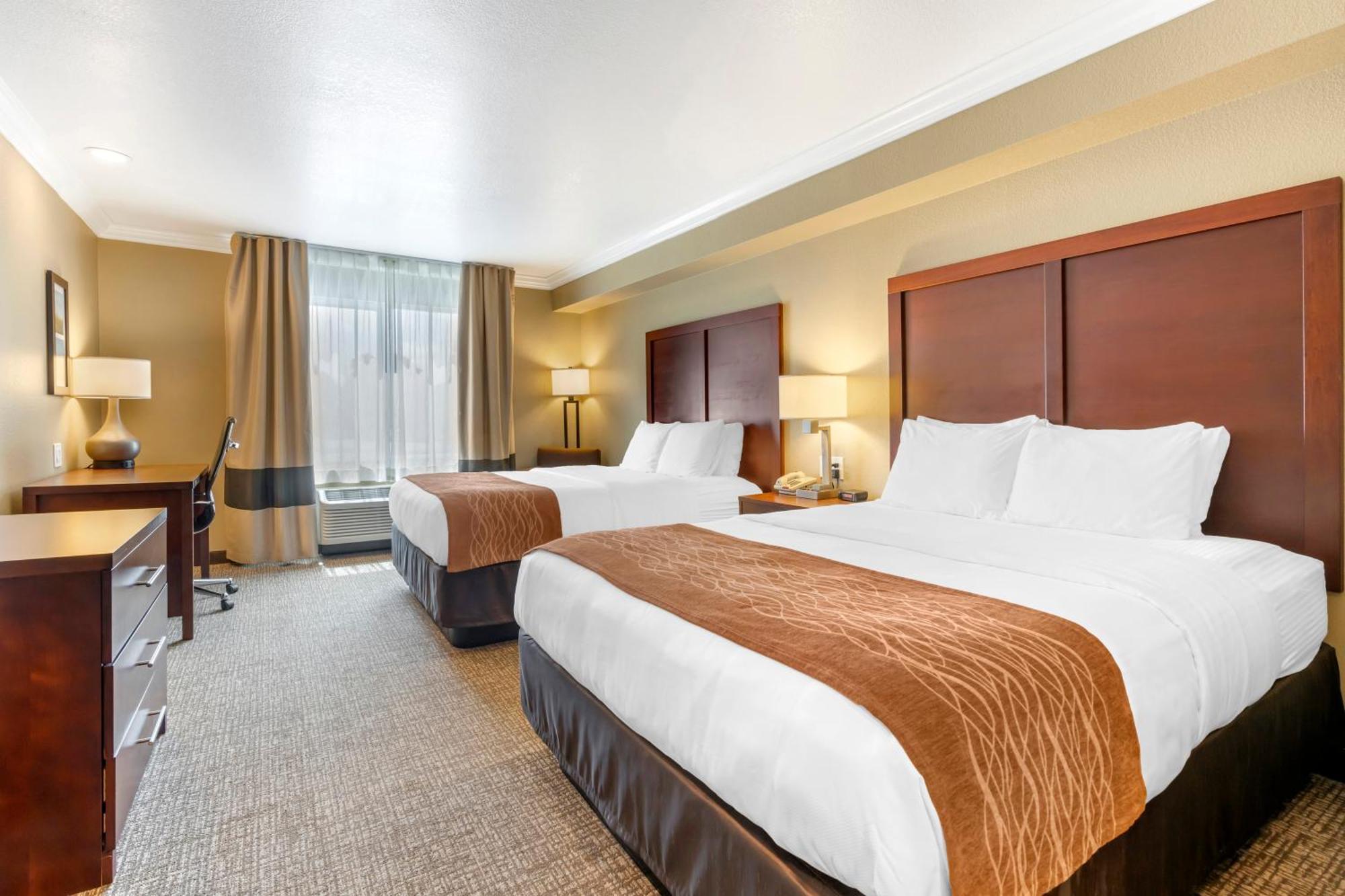 Comfort Inn Арката Экстерьер фото