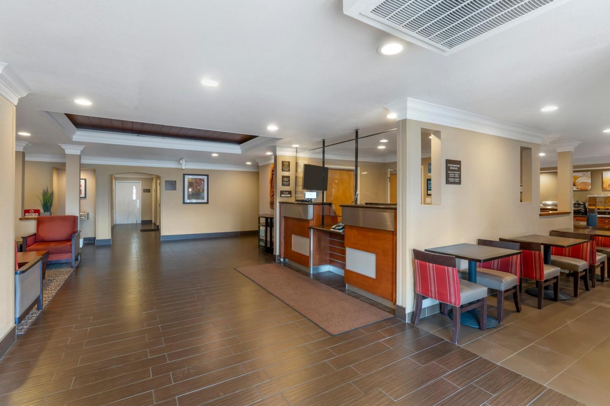 Comfort Inn Арката Экстерьер фото