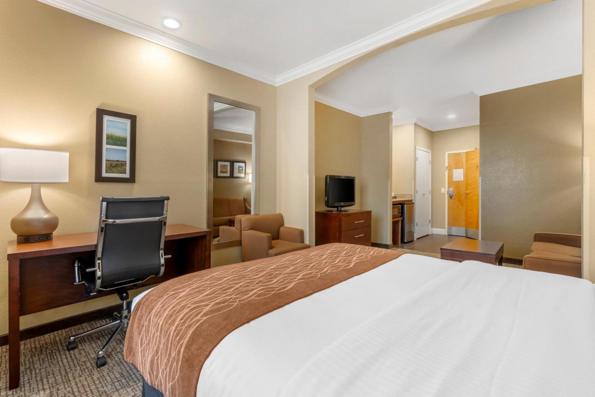 Comfort Inn Арката Экстерьер фото