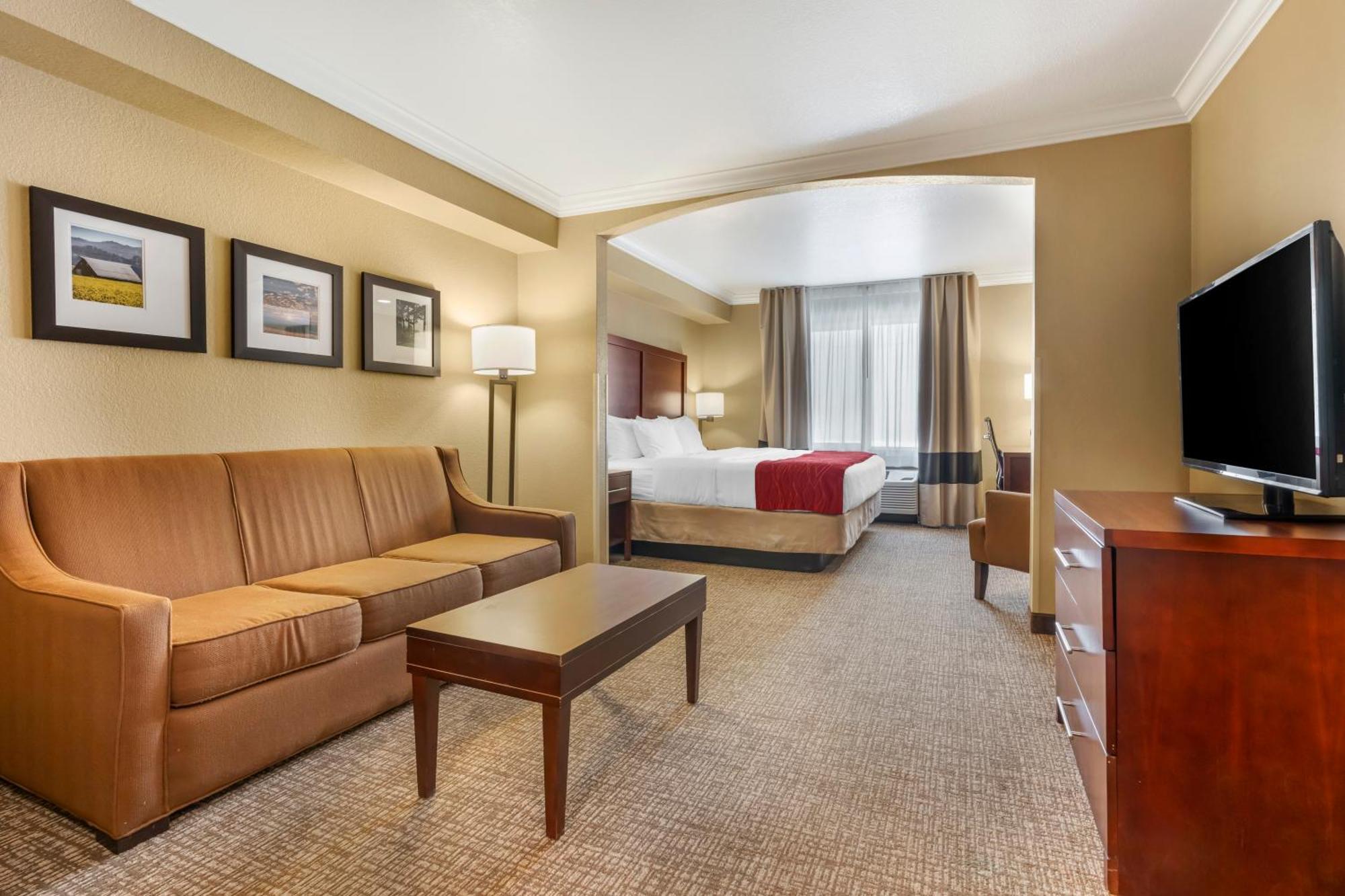 Comfort Inn Арката Экстерьер фото