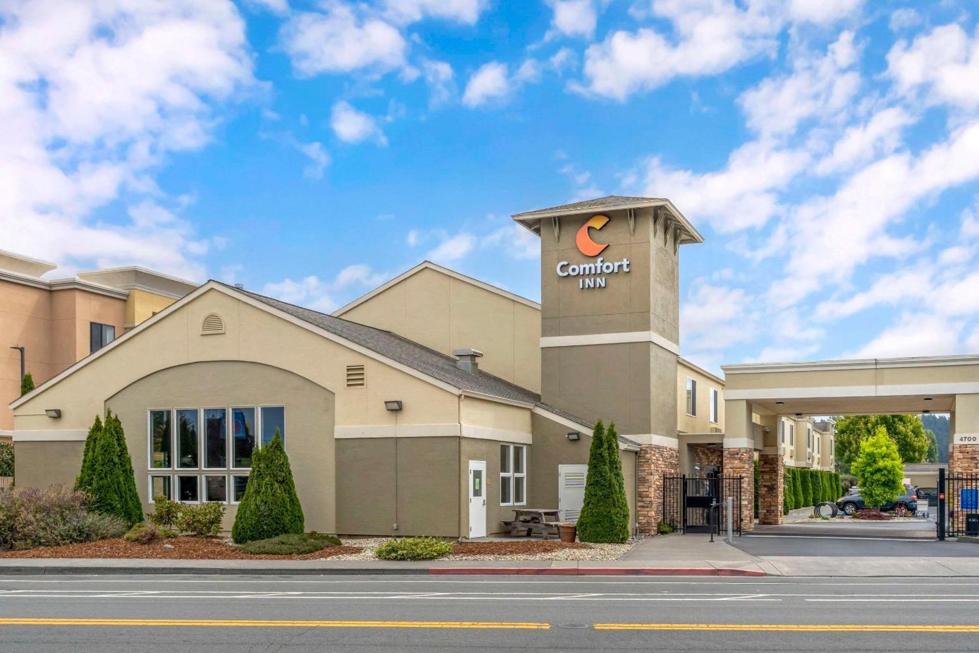 Comfort Inn Арката Экстерьер фото