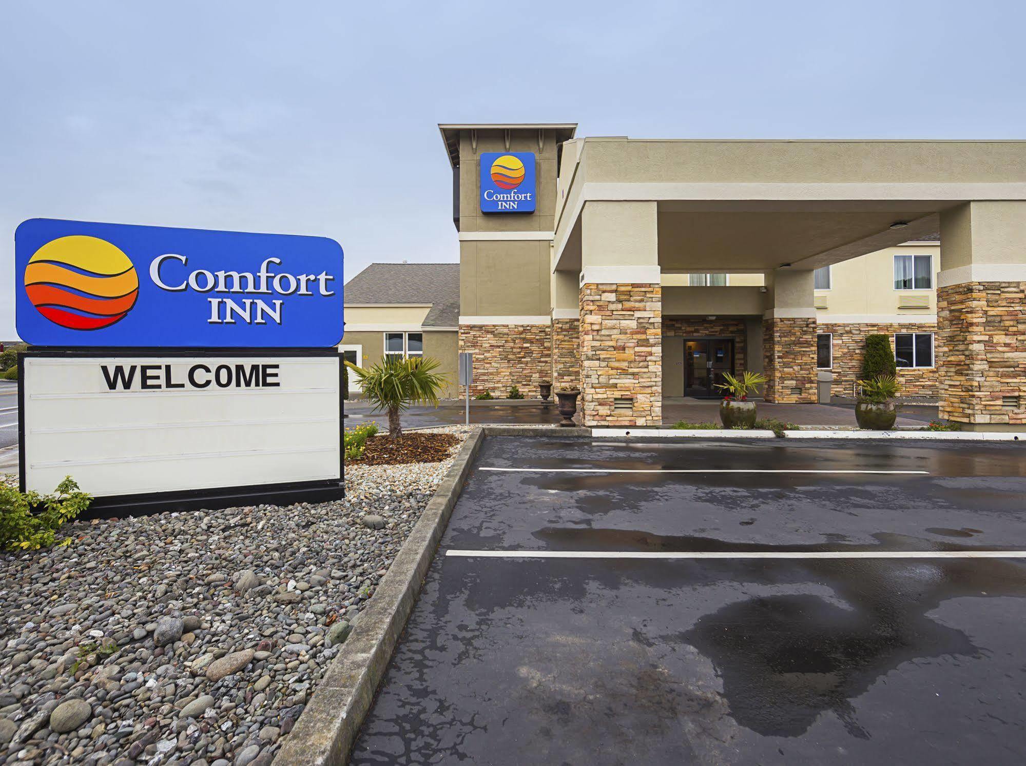 Comfort Inn Арката Экстерьер фото